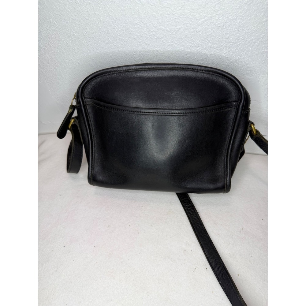 Vintage Coach Black Leather Crossbody Bag Brass Zip Pocket USA Women's Purse - Picture 2 of 13